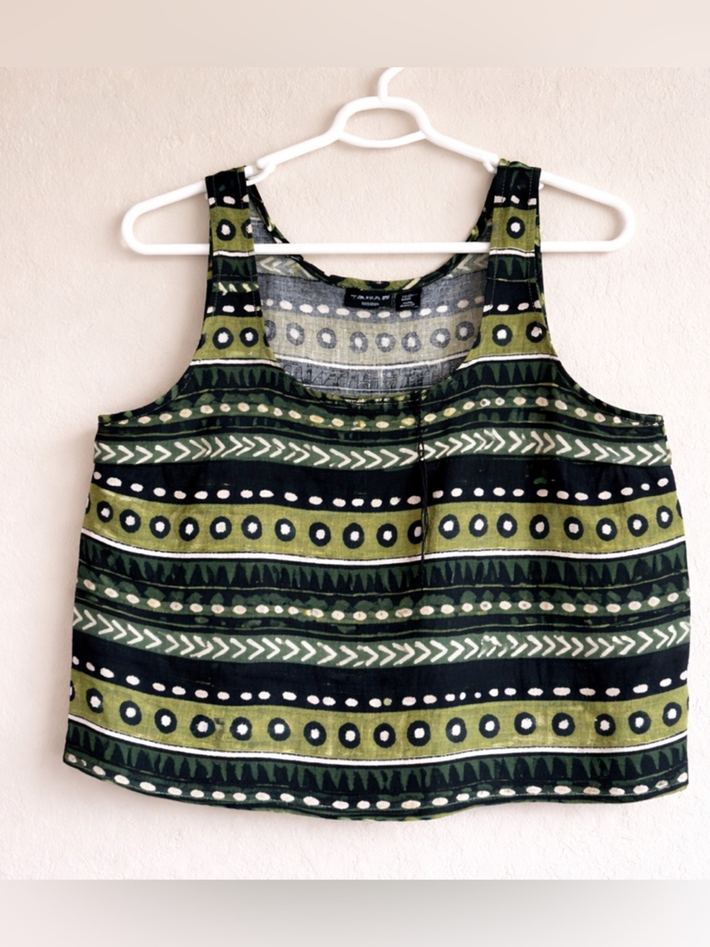 Tahari 100% Linen Tank Top Sz XL Green Black Tribal Print Sleeveless Lightweight